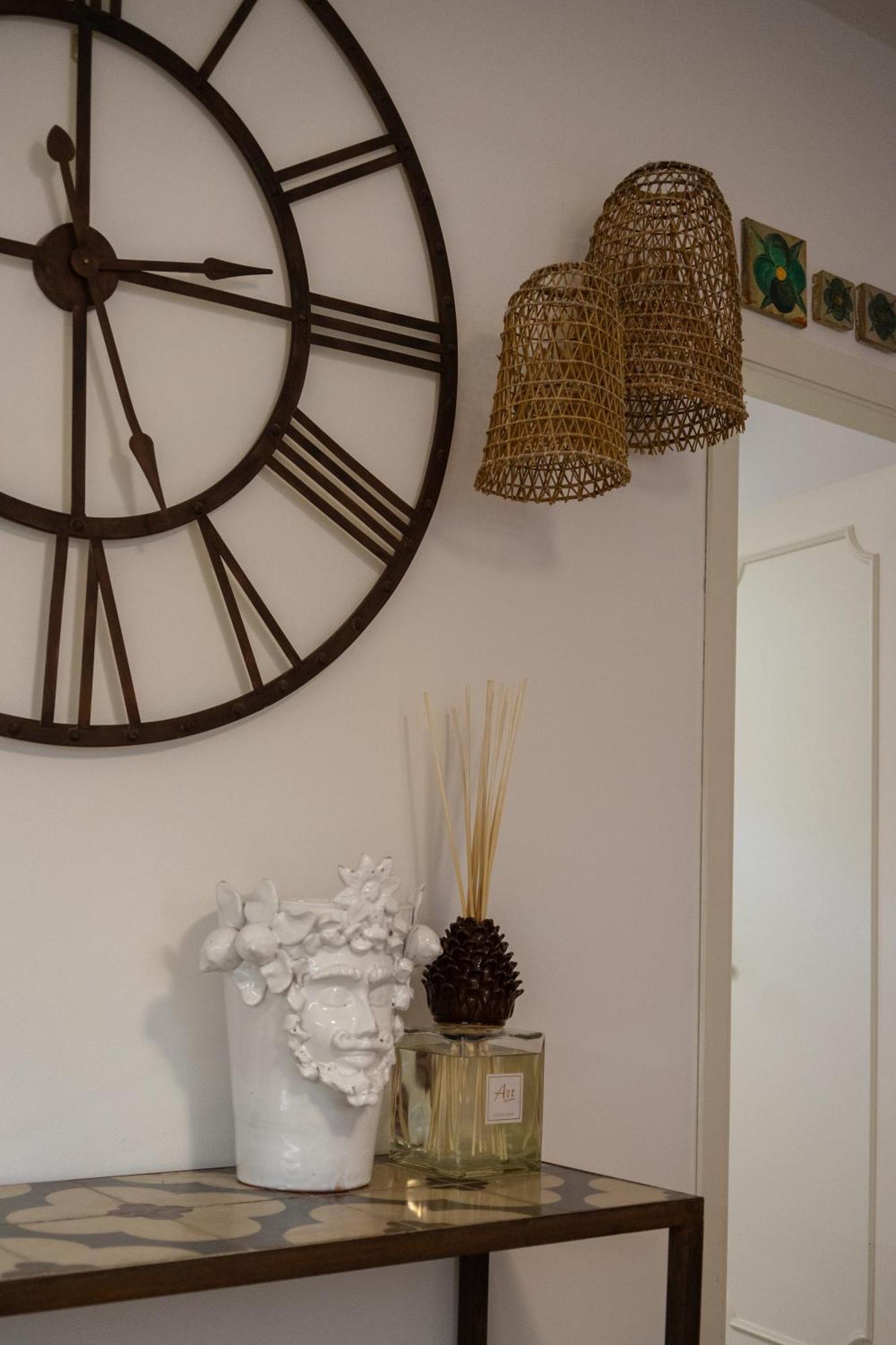 Guest House Antichi Ulivi Мондело Екстериор снимка